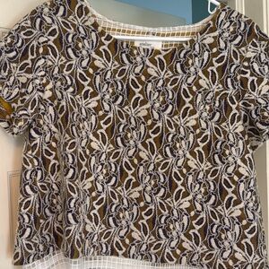 Atelier Short Sleeve Floral Lace-Overlay Top — Olive & Navy